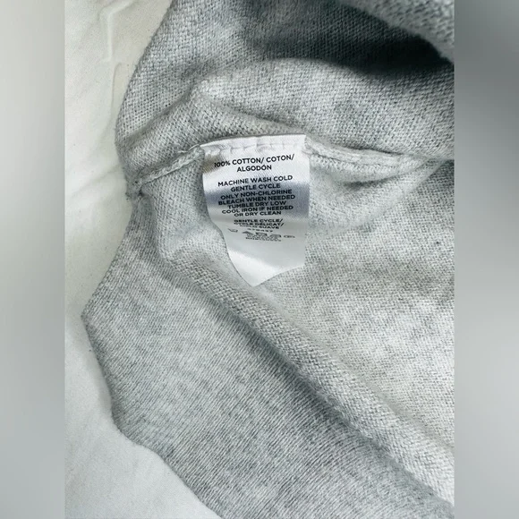 LOFT Heather Gray Polar Bear Sweater - Picture 4 of 6